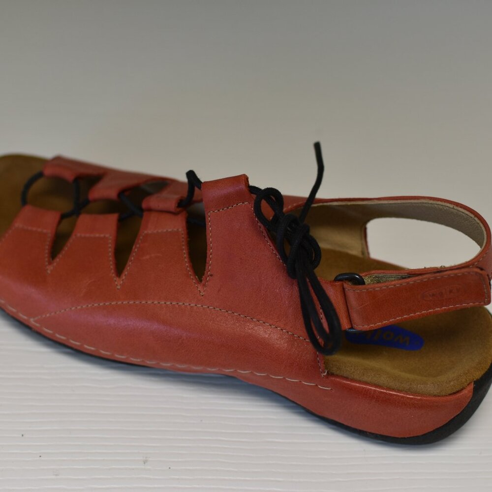 Wolky Kite in red/orange smooth leather size euro 39